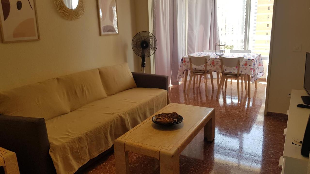 Disponible En Abril-Wifi-3Hab, 6 Pers, -Piscina, Aire Acondi-Parking Opcionable Extra Apartment Benidorm Bagian luar foto