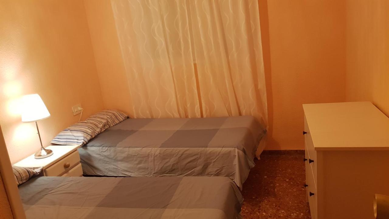Disponible En Abril-Wifi-3Hab, 6 Pers, -Piscina, Aire Acondi-Parking Opcionable Extra Apartment Benidorm Bagian luar foto