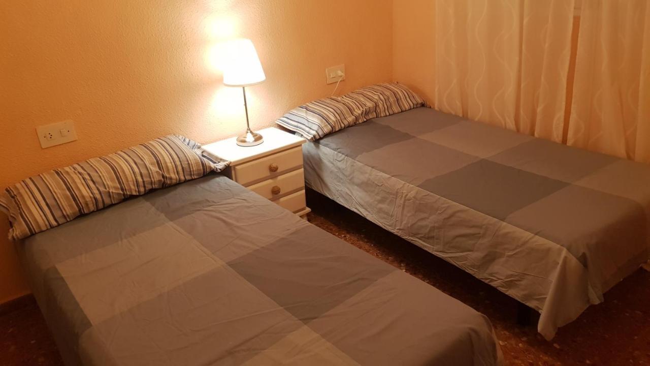 Disponible En Abril-Wifi-3Hab, 6 Pers, -Piscina, Aire Acondi-Parking Opcionable Extra Apartment Benidorm Bagian luar foto