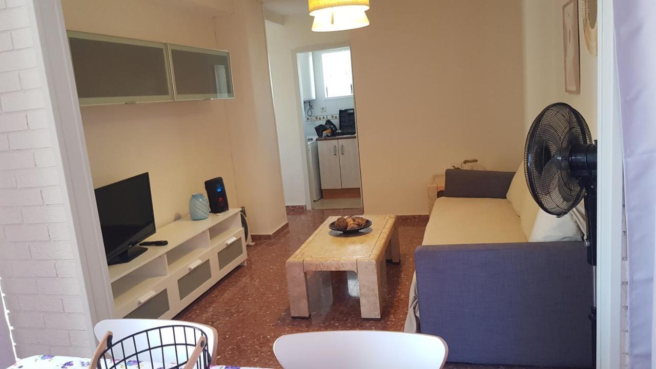 Disponible En Abril-Wifi-3Hab, 6 Pers, -Piscina, Aire Acondi-Parking Opcionable Extra Apartment Benidorm Bagian luar foto