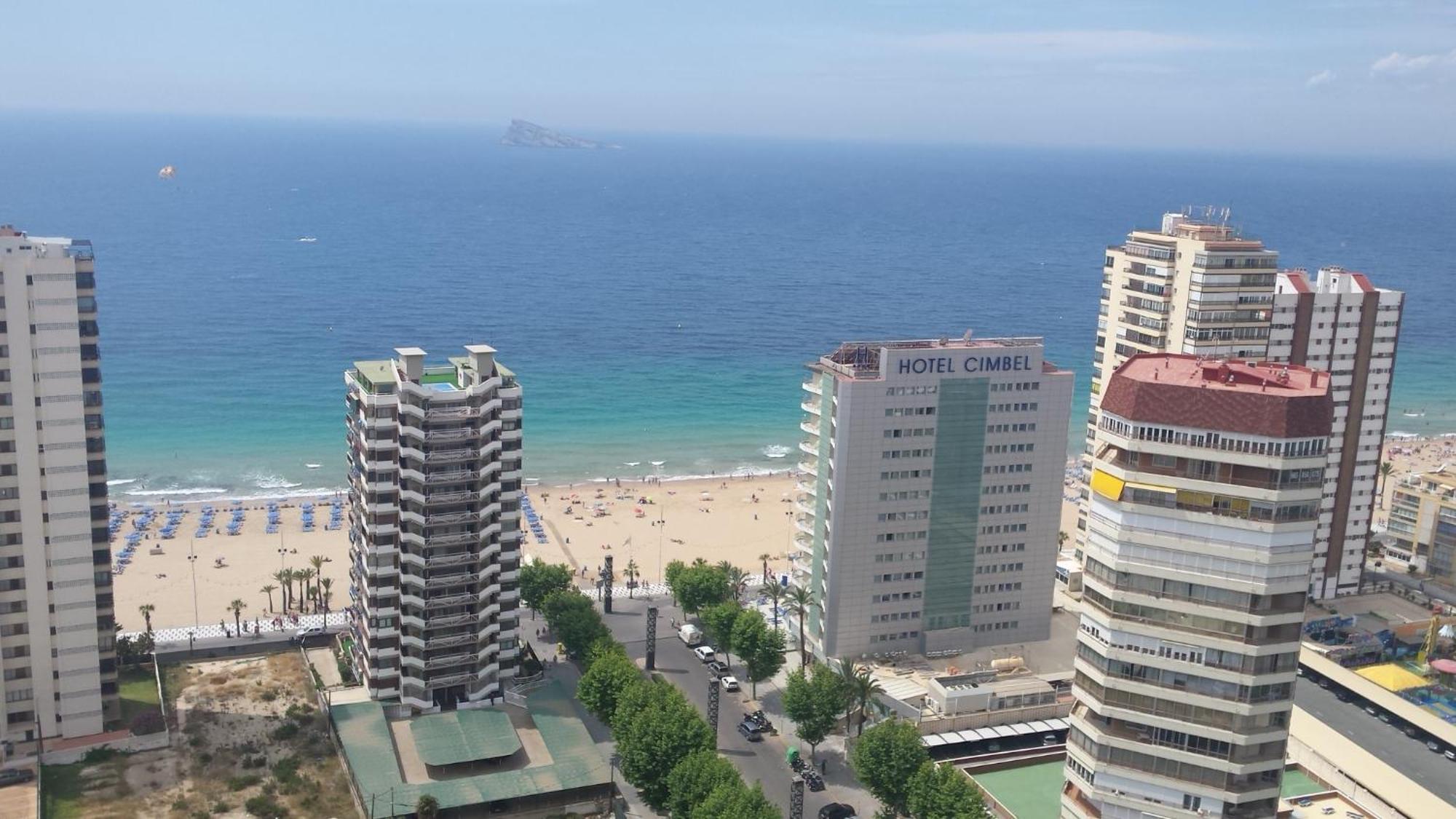 Disponible En Abril-Wifi-3Hab, 6 Pers, -Piscina, Aire Acondi-Parking Opcionable Extra Apartment Benidorm Bagian luar foto