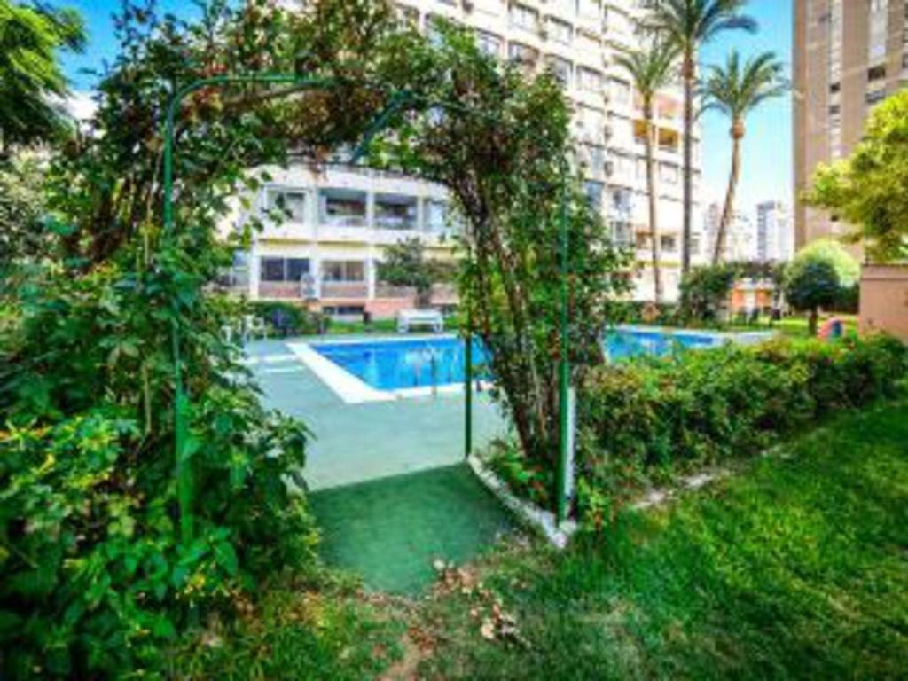 Disponible En Abril-Wifi-3Hab, 6 Pers, -Piscina, Aire Acondi-Parking Opcionable Extra Apartment Benidorm Bagian luar foto