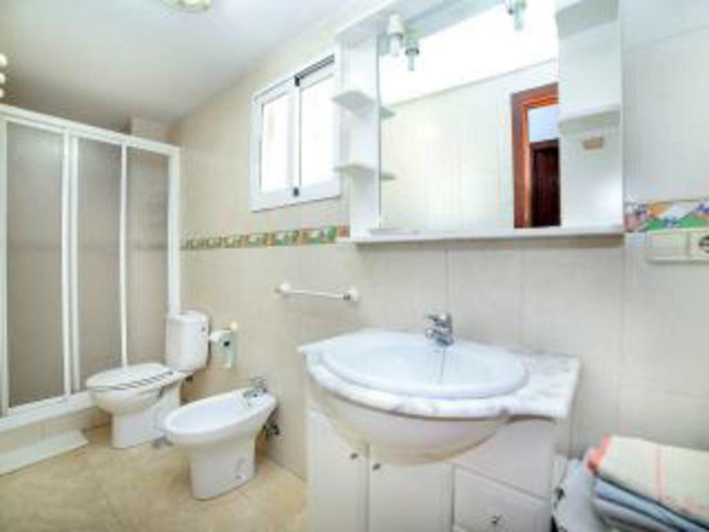 Disponible En Abril-Wifi-3Hab, 6 Pers, -Piscina, Aire Acondi-Parking Opcionable Extra Apartment Benidorm Bagian luar foto
