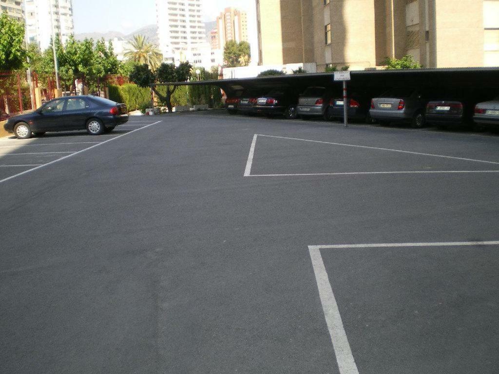 Disponible En Abril-Wifi-3Hab, 6 Pers, -Piscina, Aire Acondi-Parking Opcionable Extra Apartment Benidorm Bagian luar foto